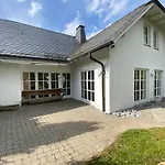 Villa Vahl Luxe Groepsvilla Voor 16 Personen Met Tuin, Bbq, Open Haard, Perfect Voor Families & Retreats Schmallenberg